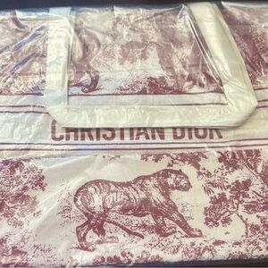 New Christian Dior Tote Novelty Bag - Red